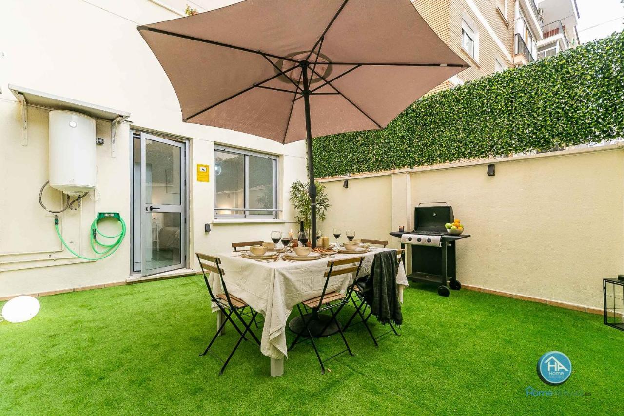 Bajo Urbano Boutique En Carlos Haya Con Terraza Y Parking Málaga Esterno foto